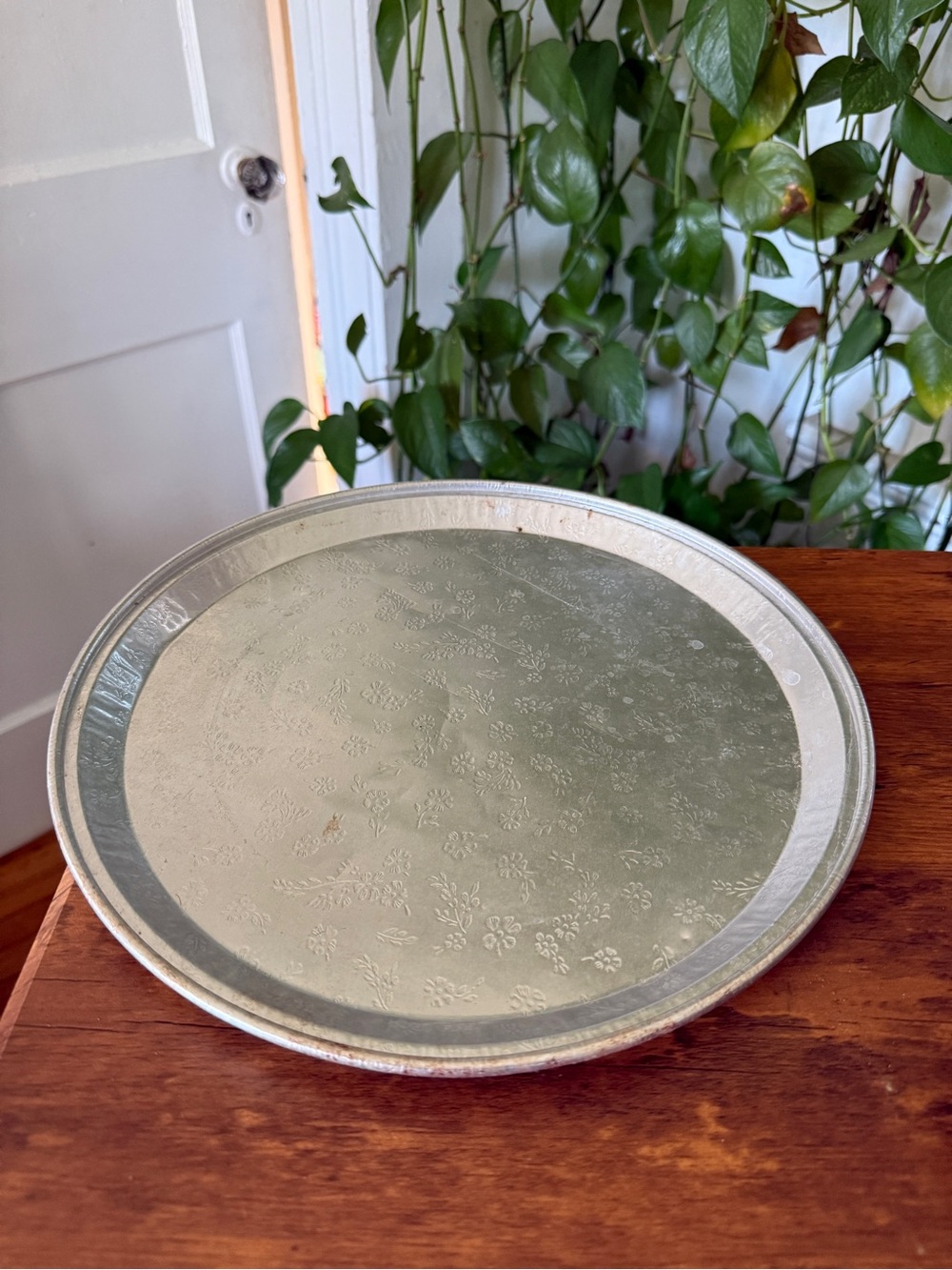 Embossed Silver Round Serving Tray with flowers lightweight